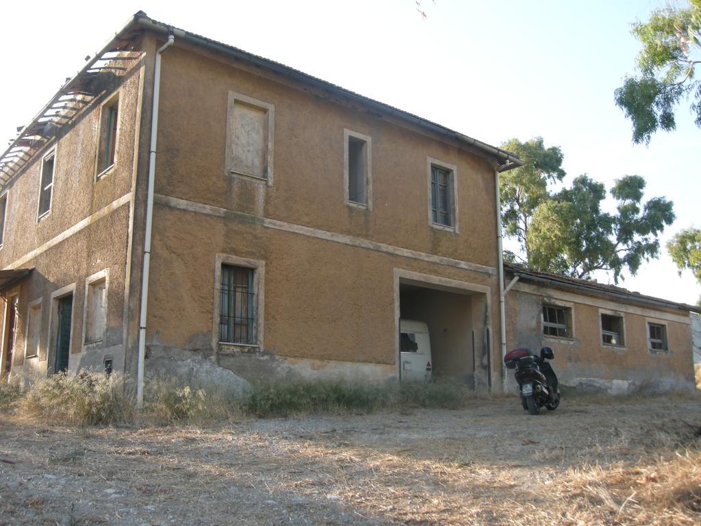 Locanda Villa Naumanni ตาร์กวิเนีย ภายนอก รูปภาพ