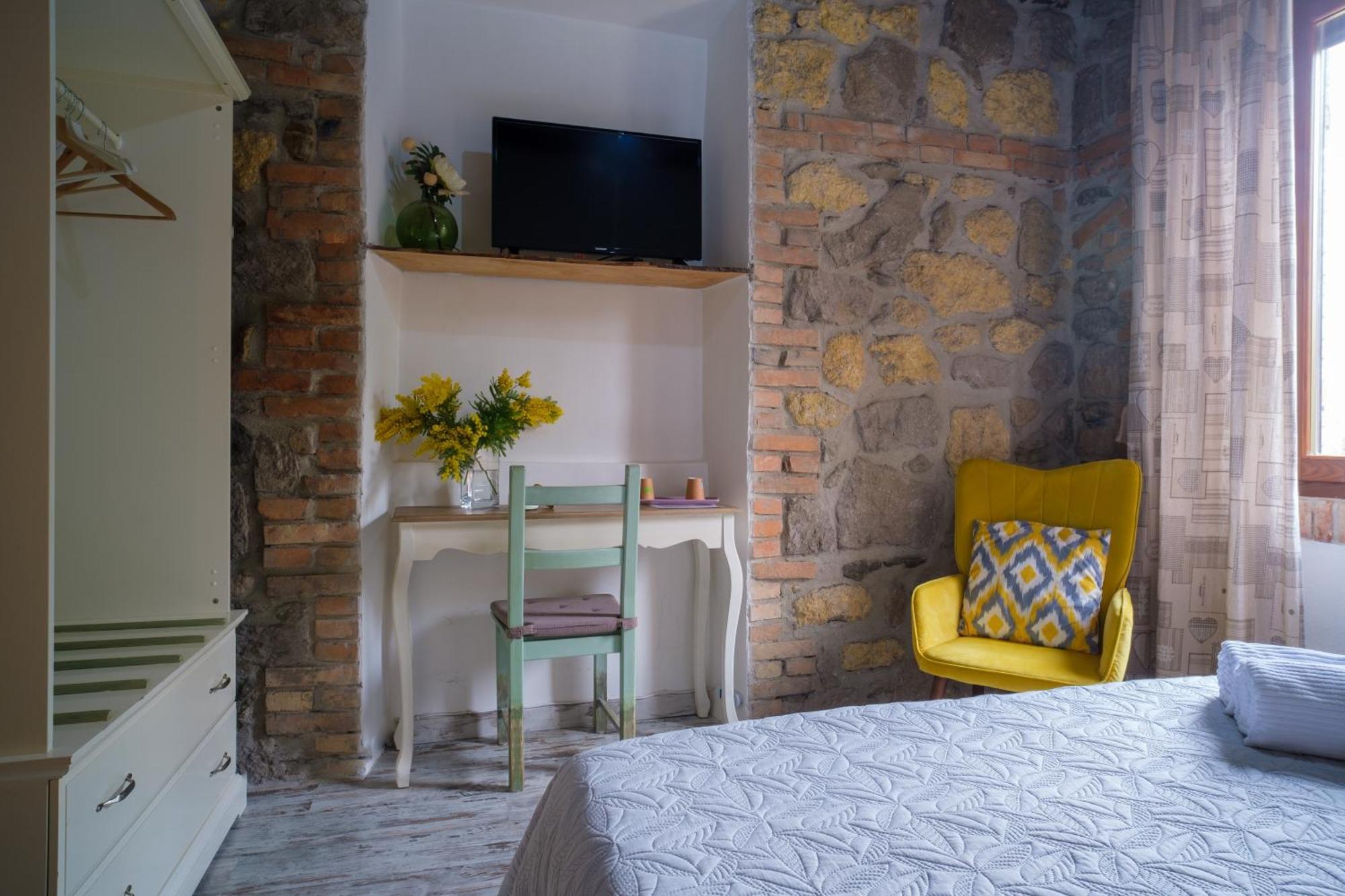 Locanda Villa Naumanni ตาร์กวิเนีย ภายนอก รูปภาพ